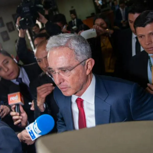 Tras llamado a juicio, Uribe dijo que este miércoles procurará "dar una opinión sobre la acusación”
