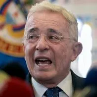 Álvaro Uribe responde a la Fiscalía por llamado a juicio y señala al ministro de Defensa, Iván Velásquez, pues asegura que se debe a 