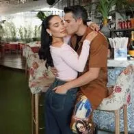 El cantante 'Pipe' Bueno y Luisa Fernanda W, 'inlfuencer', presumieron en redes sociales su amor y aniversario número 5.