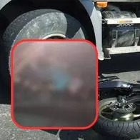 Motociclista murió tras chocar con una volqueta estacionada en la vía Quimbaya-Alcalá, en Quindío