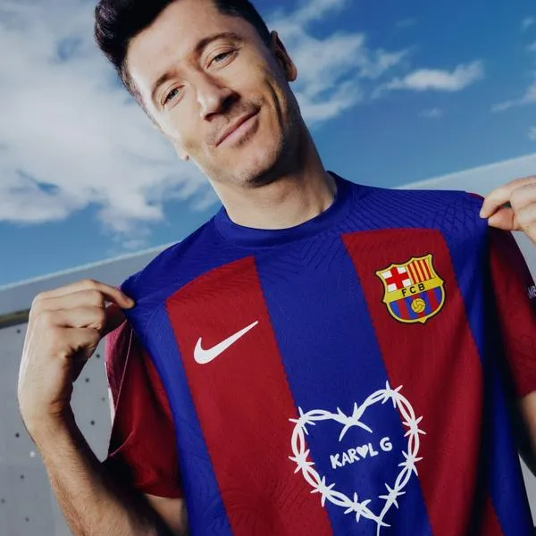 La millonada que vale la camiseta del Barcelona con el logo de Karol G en el pecho