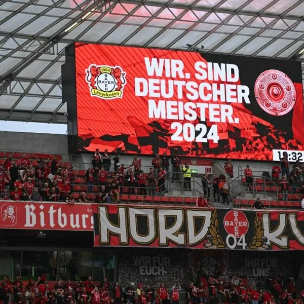 Gustavo Puerta gritó campeón de Bundesliga con Bayer Leverkusen, tras golear 5-0 al Werder Bremen