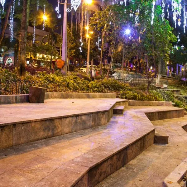 Diego Guaque, de 'Septimo día, mostró cómo es el turismo oscuro en Medellín