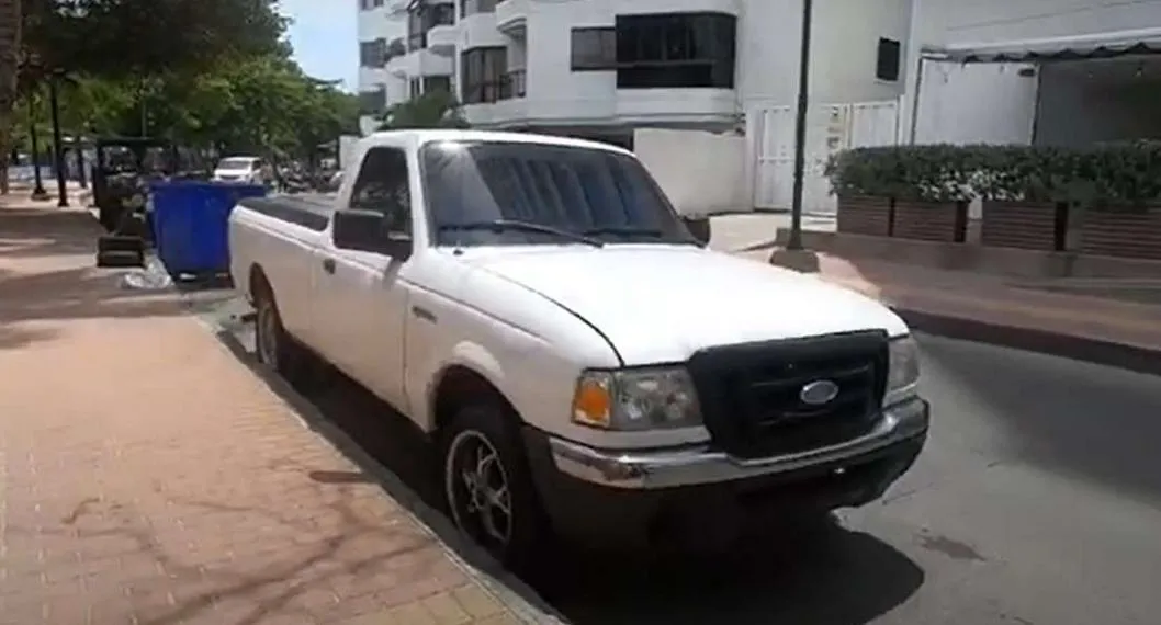 Foto de carro en la isla, en nota sobre por qué los carros en San Andrés no tienen placa.