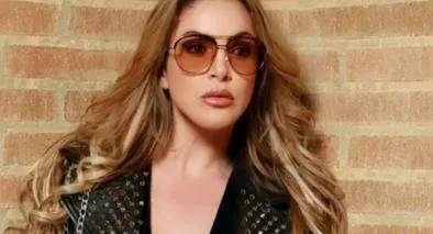 Nataly Umaña se va del país y toma decisión con relación a Alejandro Estrada.