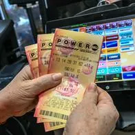 Foto de Powerball, en nota de qué es más probable entre ganar la lotería o que me caiga un rayo.