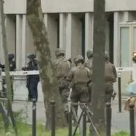 Hombre entró a consulado iraní en París y amenazó con inmolarse