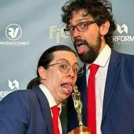 Premios india Catalina: 'Fucks News' recibió premio en pantaloneta de baño.