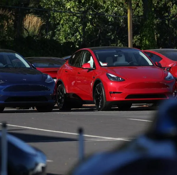 Retiran del mercado casi 4.000 carros de Tesla por problema en el acelerador: detalles y qué pasó