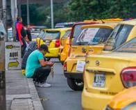 Tras ocho meses, Gobierno nada que cumple con subsidio para la gasolina a los taxistas