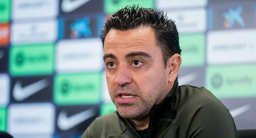 Xavi Hernández seguirá como entrenador del Barcelona.