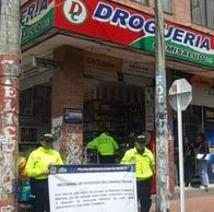 Desmantelan 4 droguerías que vendían medicamentos falsos en ocho localidades de Bogotá: usaban harina y cemento en acetaminofén.