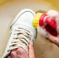 El truco para tener los zapatos limpios.