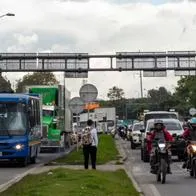 Tráfico en Bogotá a propósito de fotomultas en Colombia: cómo saber si tiene y qué infracciones detectan