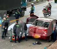 Conductor de plataforma fue asesinado y abandonado en su carro en Tricentenario