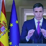 Presidente de España dice que seguirá en el cargo, pese a escándalo de corrupción de su esposa y "acoso personal" que dice sufrir de la oposición. 