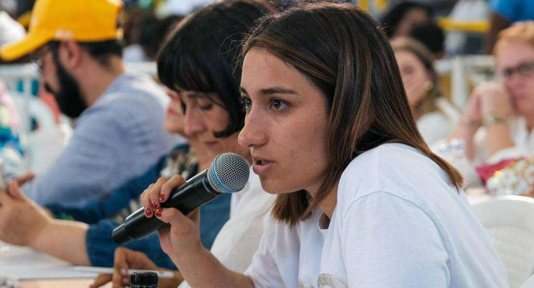 Laura Sarabia denuncia campaña en su contra. 