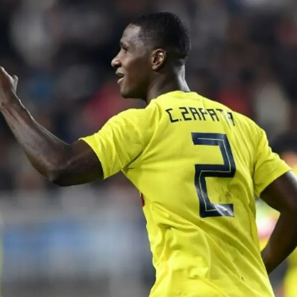 Cristian Zapata acudió a la Fifa para demandar a San Lorenzo. Alega que le deben 250.000 dólares en sueldos.