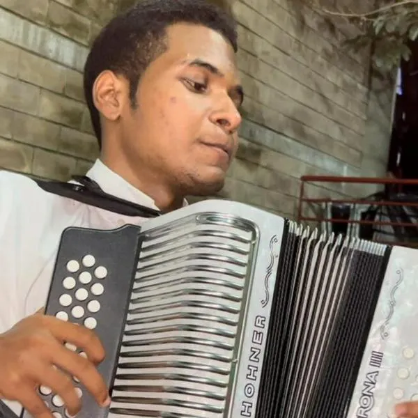 Jerónimo Villazón se alza como Rey Aficionado y gana su tercera corona en el Festival Vallenato