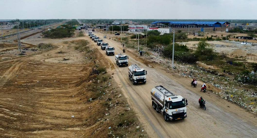 Petro anuncia salida de funcionarios salpicados por caso de carrotanques en La Guajira