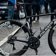 La bicicleta de Tadej Pogacar del Giro de Italia 2024 puede ser suya 