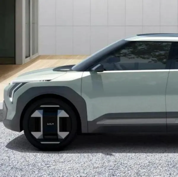 Anuncian el lanzamiento del Kia EV3, un carro eléctrico que promete ser competitivo frente a marcas como Volvo, BYD, Renault y Chevrolet.