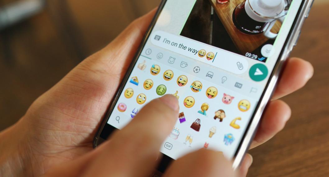 WhatsApp: para qué se usa el emoji de 100 en la aplicación de mensajería