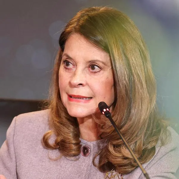 Marta Lucia Ramírez:, que dijo:"Gustavo Petro polariza:; puede llevar a guerra civil”