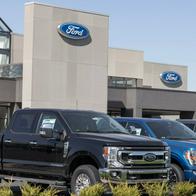 Ford tiene baja ventas de carros eléctricos y anuncia descuento en sus vehículos