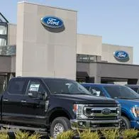 Ford tiene baja ventas de carros eléctricos y anuncia descuento en sus vehículos