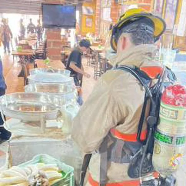 Tres heridos en incendio provocado por explosión de mechero de un buffet en restaurante de Itagüí, Antioquia