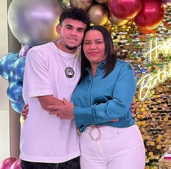 Luis Díaz y Cilenis Marulanda, su mamá, a propósito de cómo fue él en la infancia: video