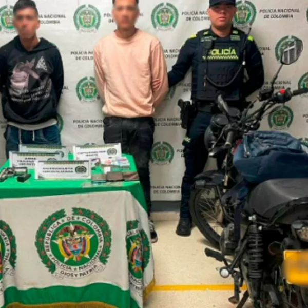 Se iban a volar con 45 millones de pesos y los cogió la Policía en Laureles