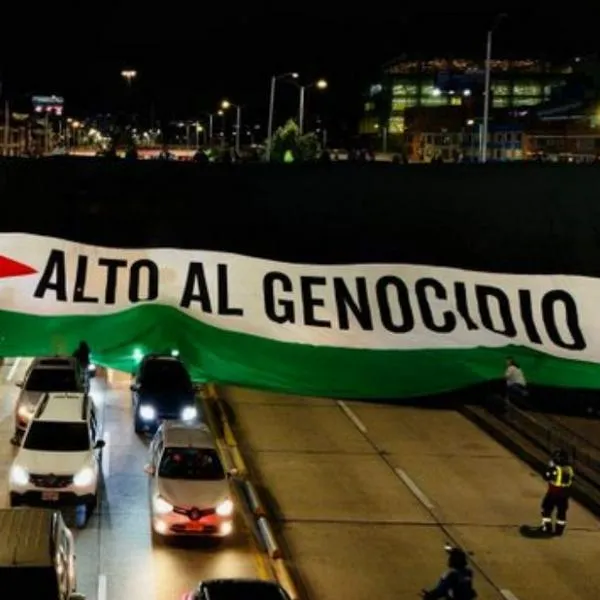 Bandera en apoyo a Palestina fue ondeada en inmediaciones al Estadio el Campín