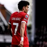 ¿Con qué figuras compite Luis Díaz para llegar al Barcelona?