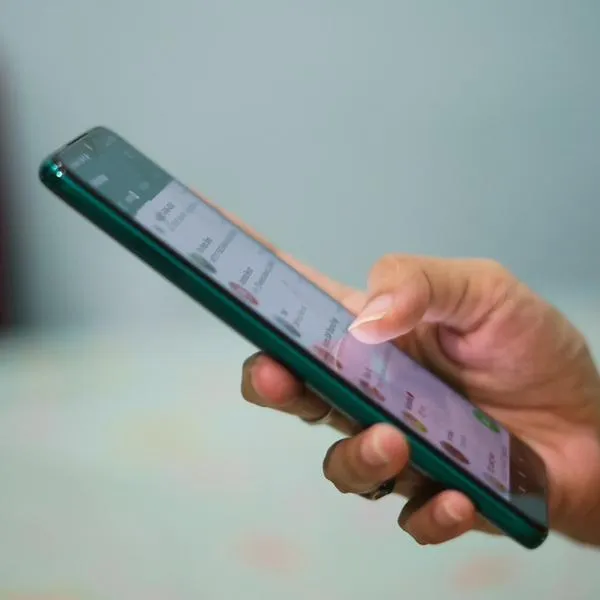 ¿Cómo guardar las fotos de WhatsApp que se ven una sola vez?