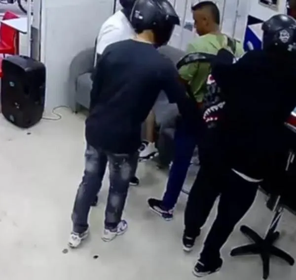 Robo a mano armada al interior de una peluquería de El Poblado II, en Cali