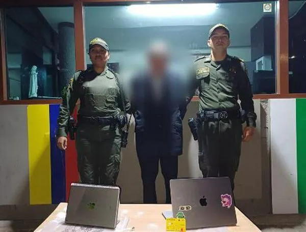 Ladrón de restaurantes fue capturado tras intentar escapar en un bus del SITP