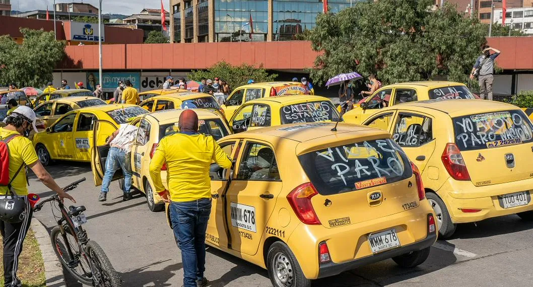 Taxistas también saldrían perdiendo en caso de Uber, Didi y más plataformas de transporte en Colombia: hay más de 230.000 registrados.