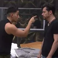 "Respetas o no respondo": Alfredo y Julián, cerca de pegarse en ‘La casa de los famosos’