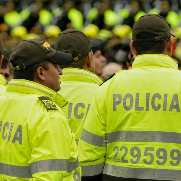 Escándalo en la Policía Nacional: patrullero encontró a su esposa siéndole infiel con un coronel. El hombre dice que lo amenazaron y le robaron la moto. 