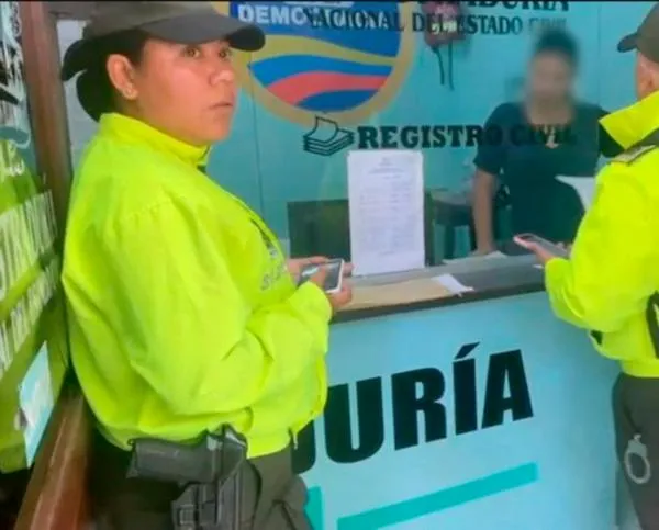 Seis funcionarios de Cancillería y Registraduría capturados por presunta participación en banda de tráfico de migrantes