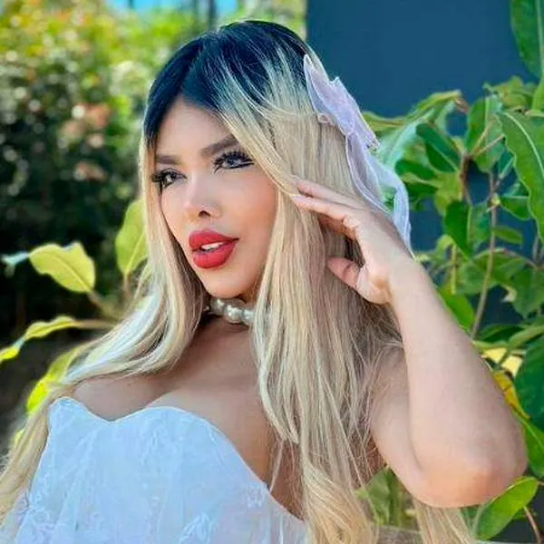 ¿Le gustaría verse como la Barbie colombiana? Esta es la millonada que ella ha gastado en cirugías