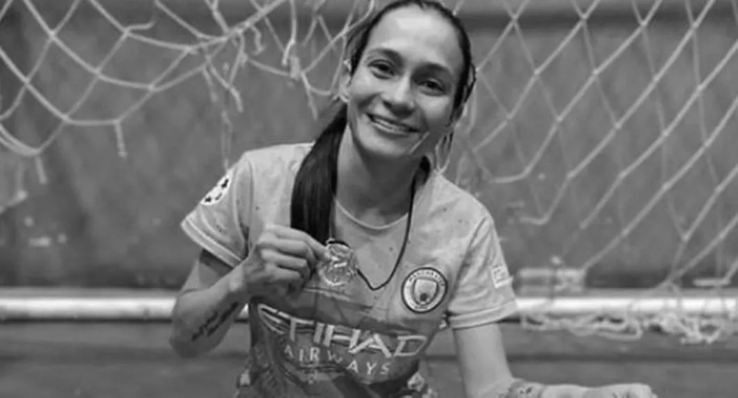 "Murió por un golpe en el abdomen tras chocar con su rival": joven jugadora de fútbol femenino de Caldas