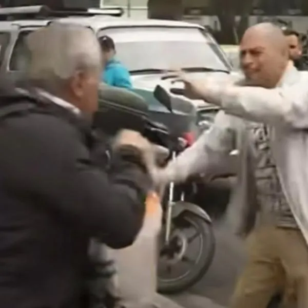 Pelea grabada en vivo. 