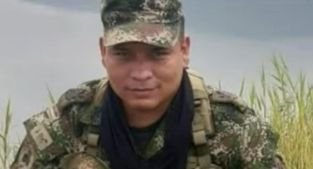 Militar pidió permiso para compartir con su familia y fue asesinado, en Cali
