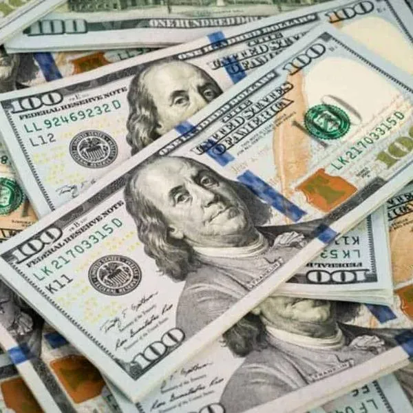 Así quedó el precio del dólar y TRM hoy en Colombia, lunes 20 de mayo de 2024: la divisa sufrió una nueva caída en el inició de la semana.