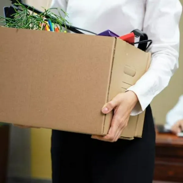 ¿Cómo se calcula y qué se debe liquidar cuando renuncia a un empleo en Colombia?