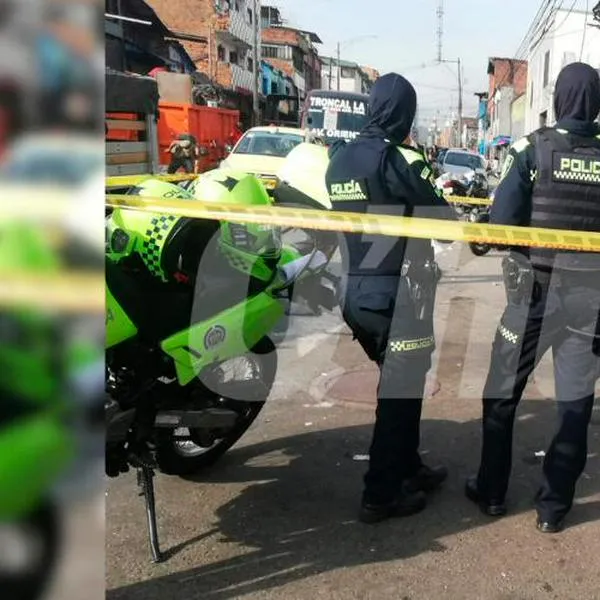 No estaba dormido: en una cuneta del Centro encontraron a un hombre muerto