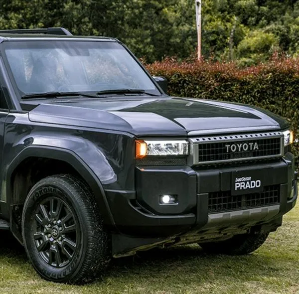 Nueva Toyota Prado 2025.